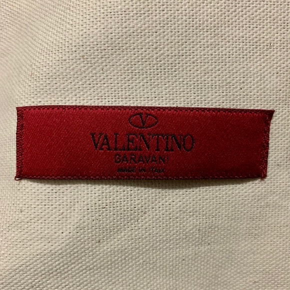 Valentino Garavani Gold Lovestud Sandals - Picture 12 of 12